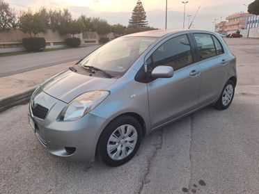 Toyota Yaris 1.0 benzina 5 porte 2006