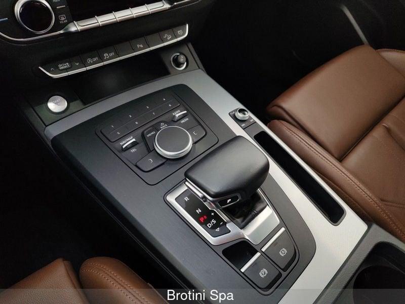 Audi Q5 2.0 TDI quattro S tr. Business Sport