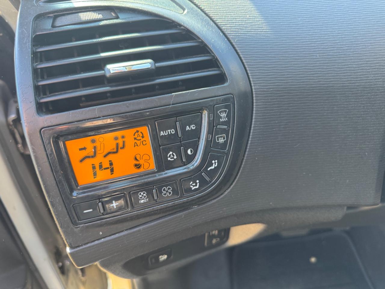 Citroen C4 Grand Picasso 2.0 HDi 138 FAP CMP6 Exclusive