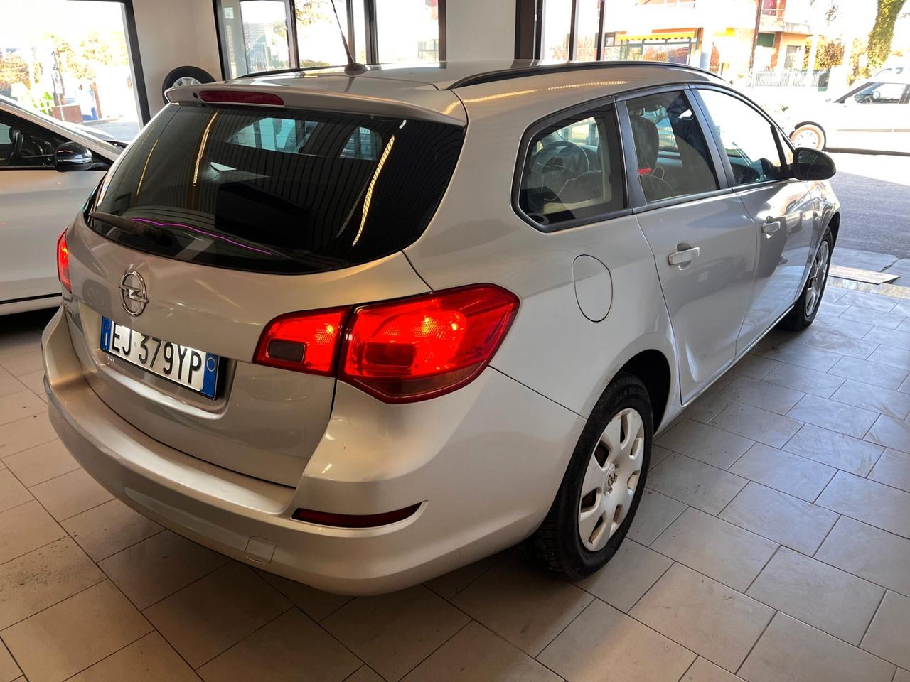 Opel Astra 1.7 CDTI 110CV Sports Tourer Cosmo