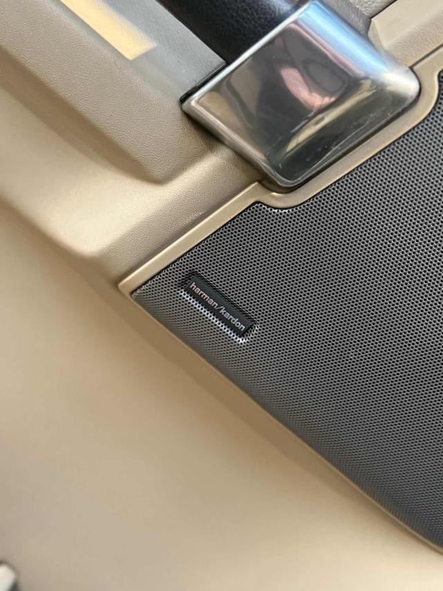 LAND ROVER Discovery 4 3.0 TDV6 SE