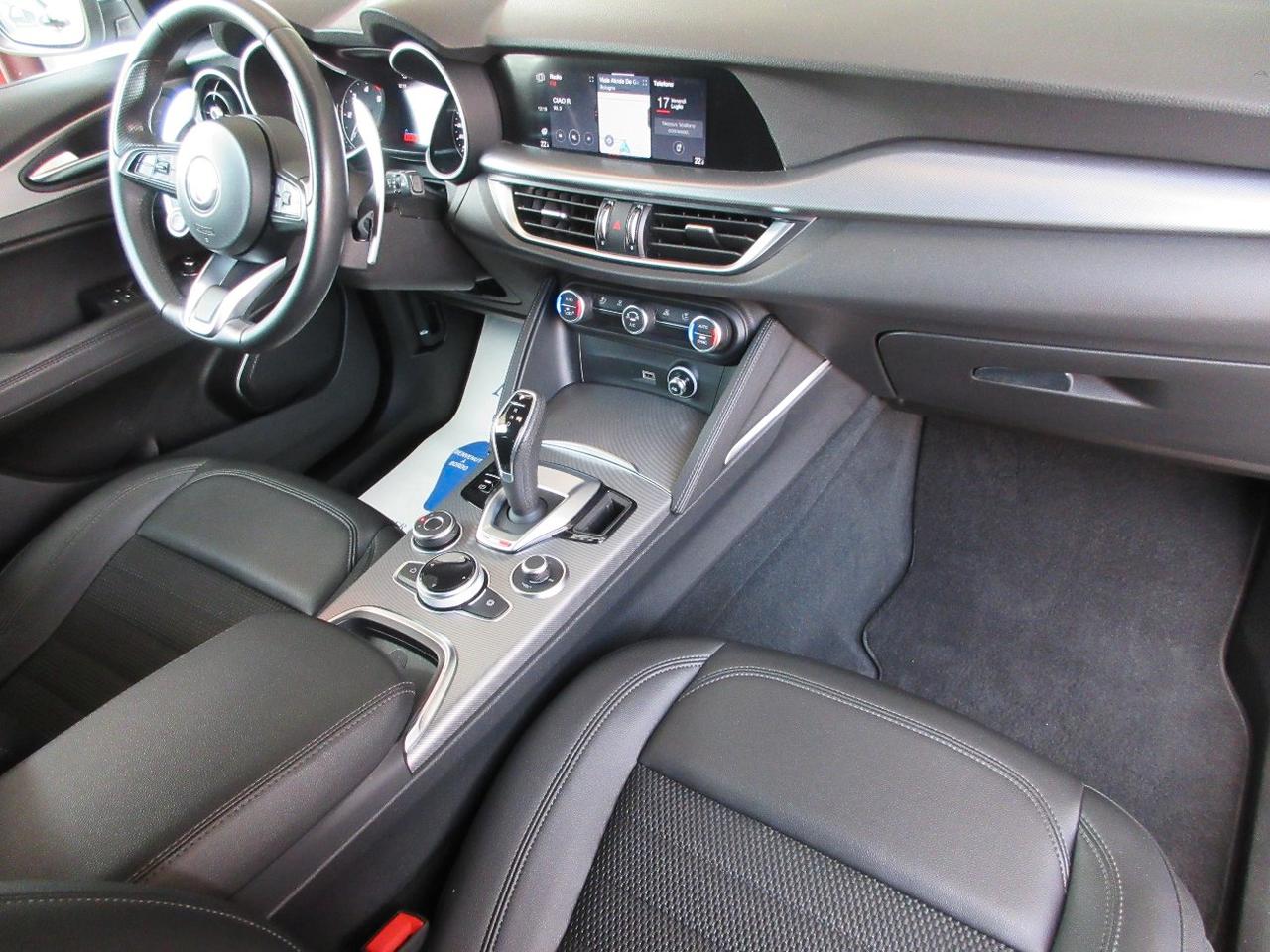 Alfa Romeo Stelvio 2.2 t Sprint Q4 190cv auto