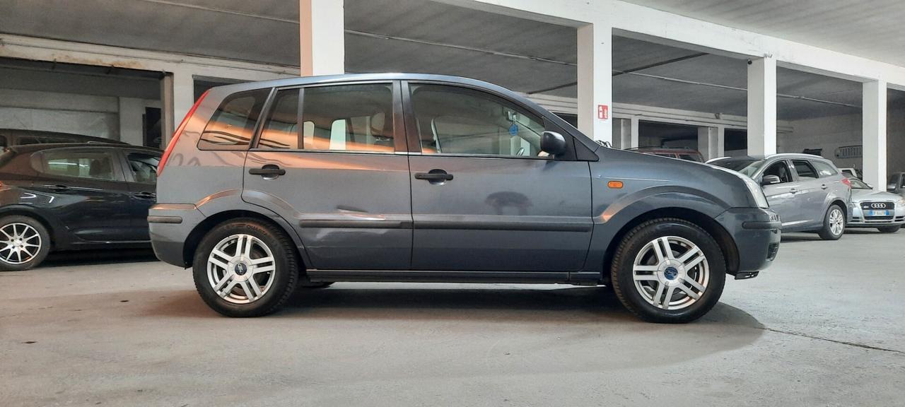 Ford Fusion 1.4 16V 5p.