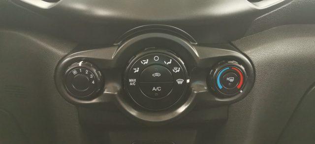 FORD EcoSport 1.5 TDCi 95 CV Titanium