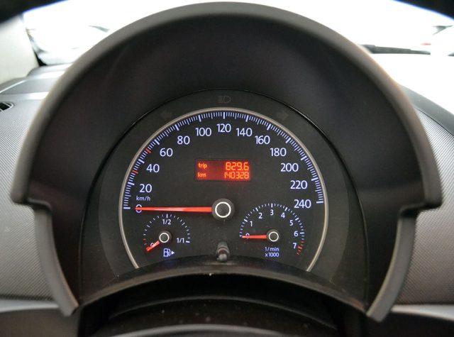 VOLKSWAGEN New Beetle 1.6 Cabrio Limited Red Edition Service VW