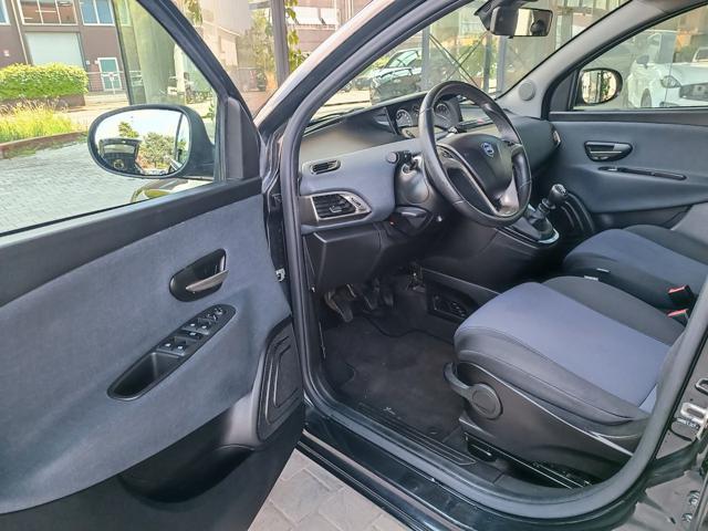 LANCIA Ypsilon 1.2 69 CV 5 porte GPL Ecochic Gold