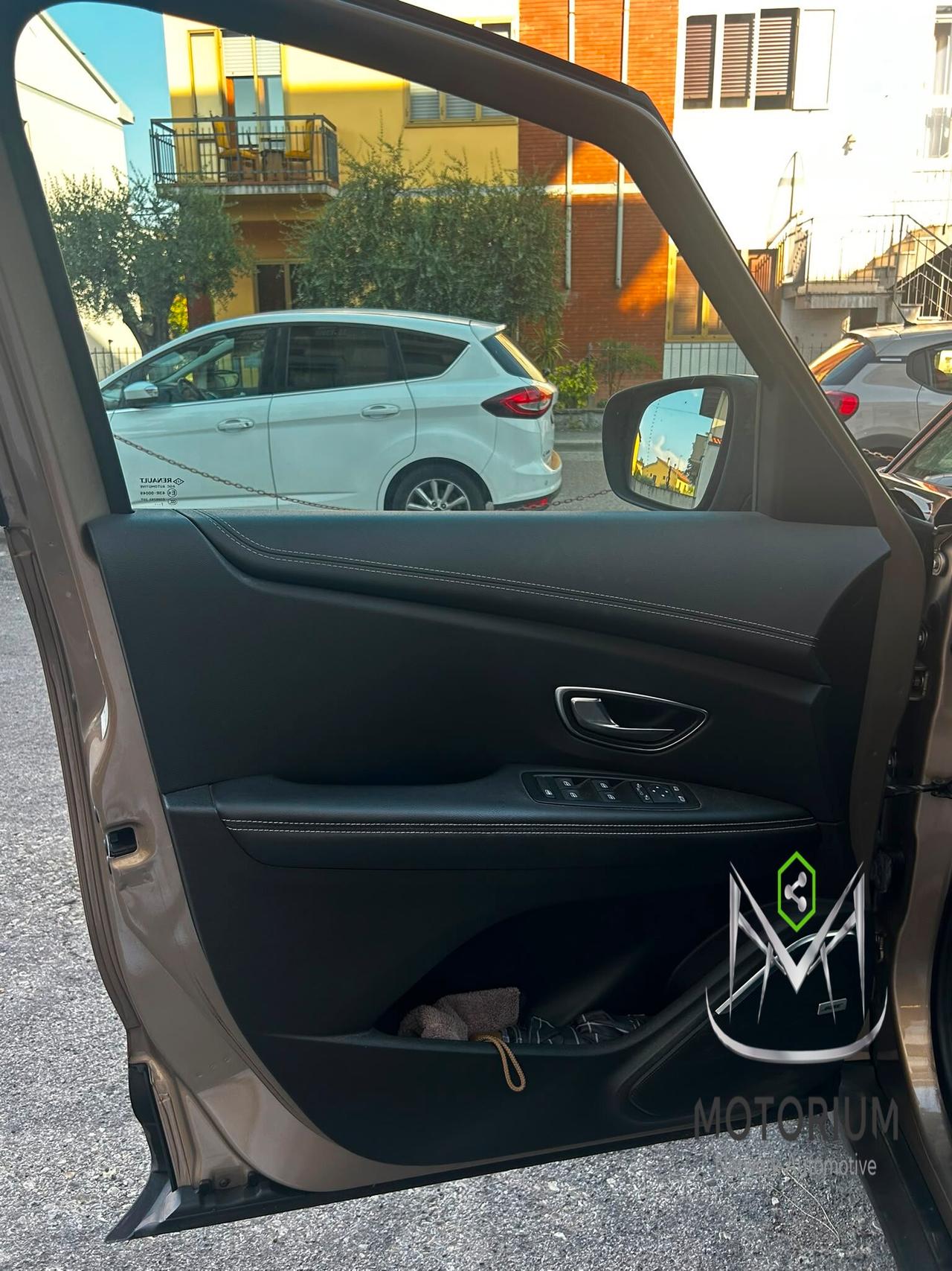 Renault Scenic 1.5 diesel 81km BOSE