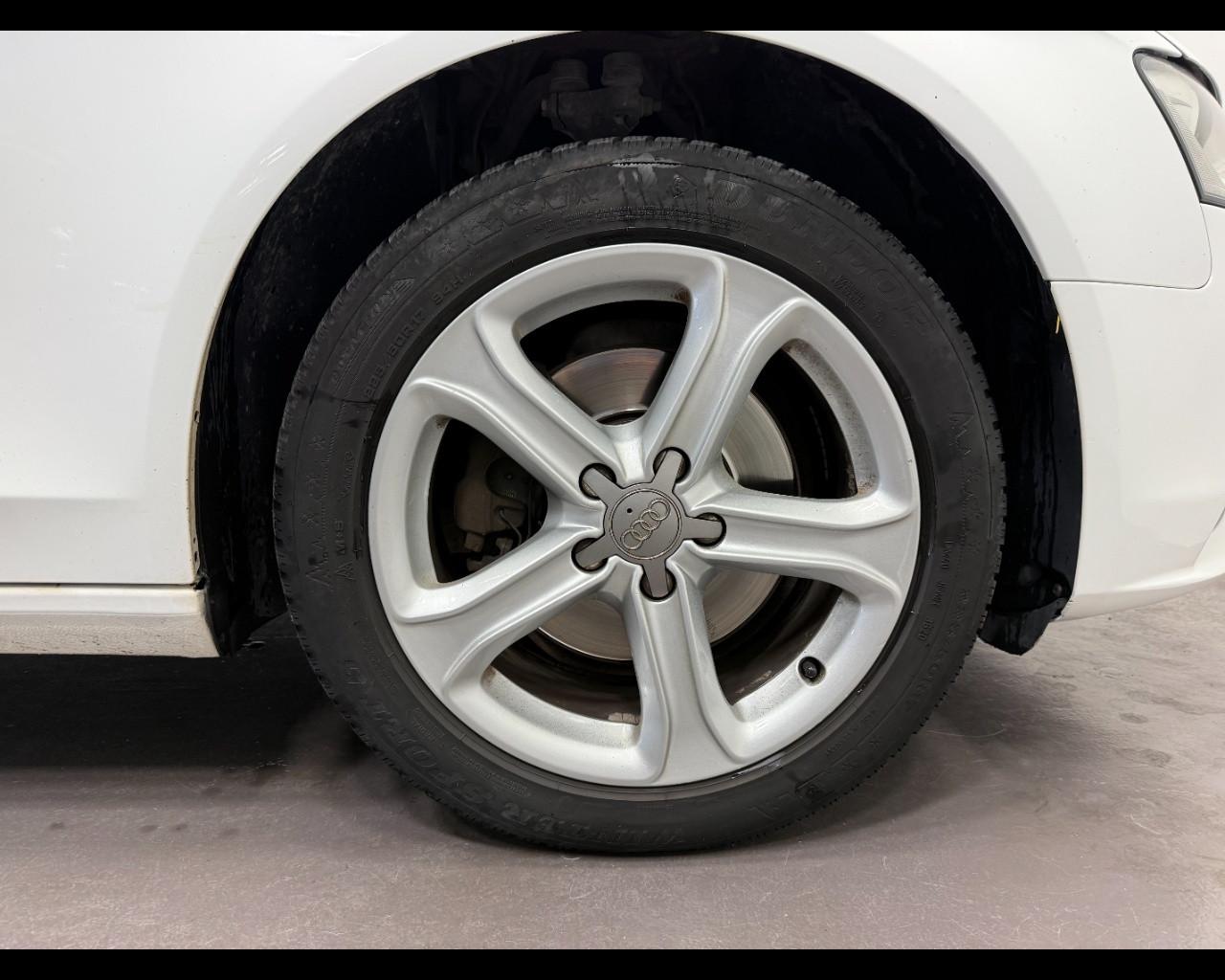 AUDI A4 AVANT 2.0 TDI QUATTRO ADVANCED