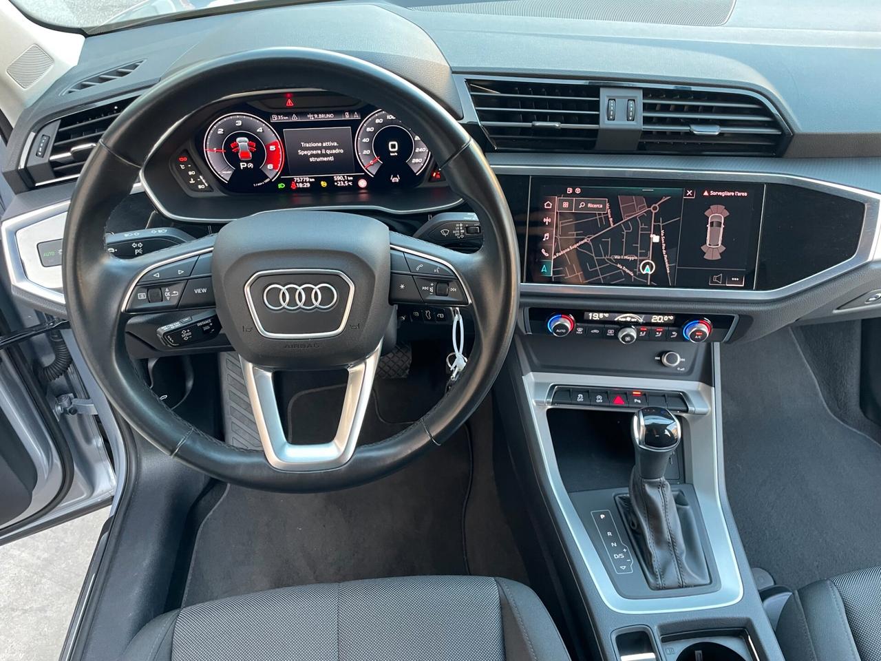 Audi Q3 2.0 150CV 35 TDI S tronic Business Advanced