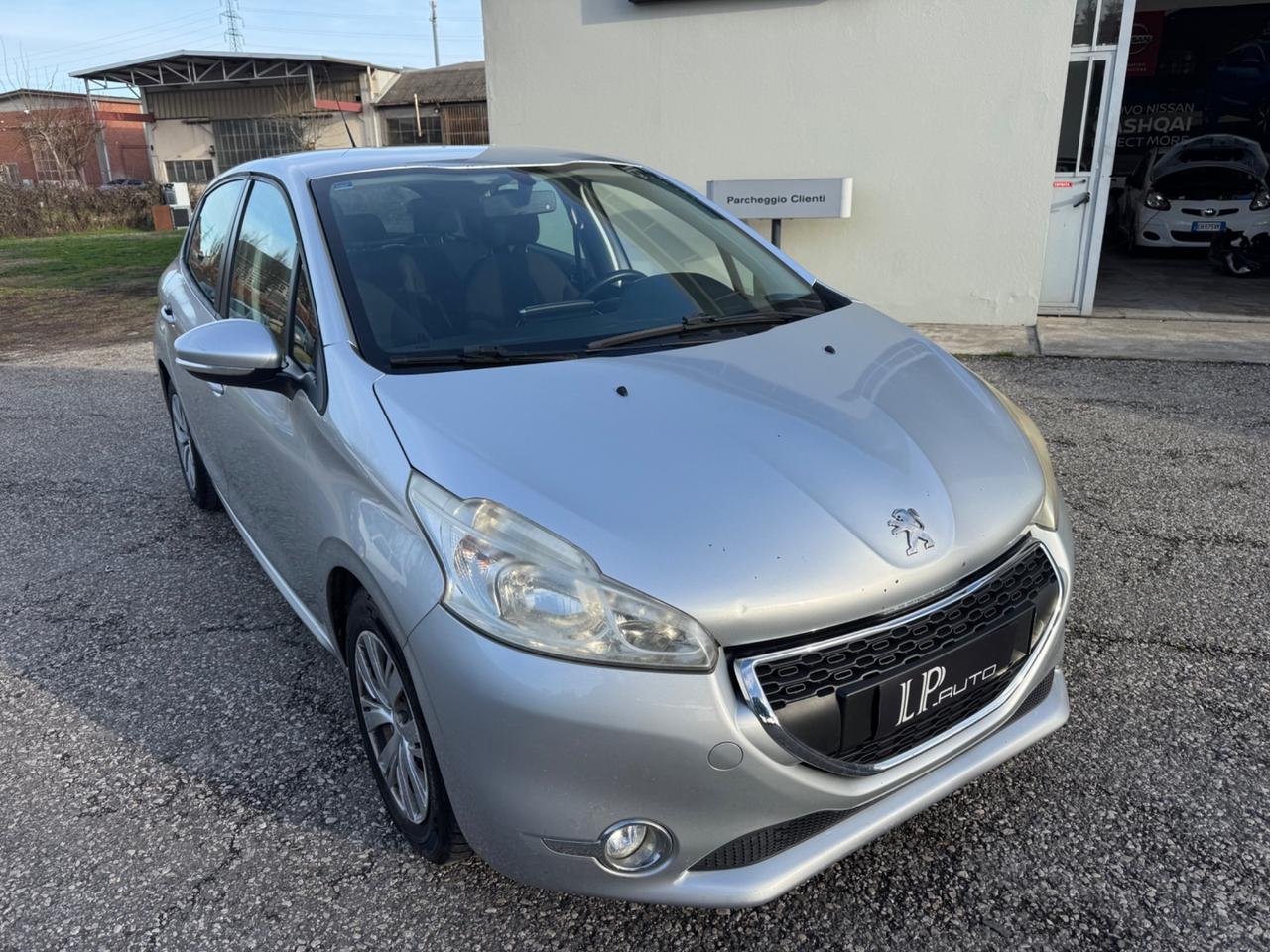 Peugeot 208 Versione Allure