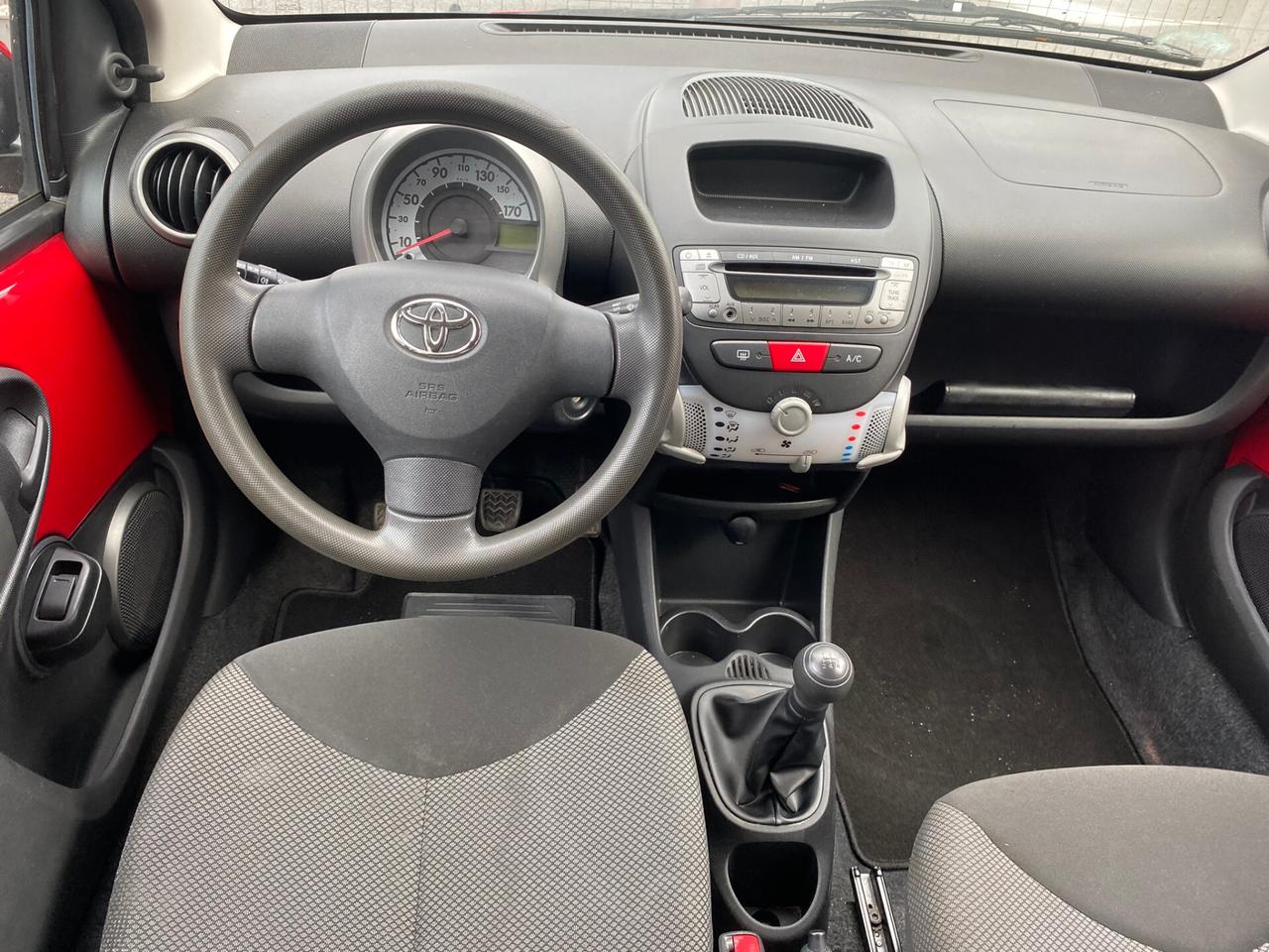 Toyota Aygo 1.0 12V VVT-i 3 porte Active Connect