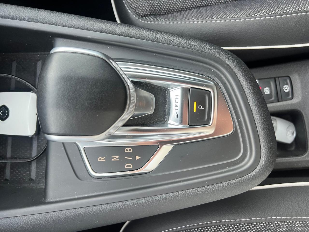 RENAULT Captur Full Hybrid E-Tech 145 CV Techno