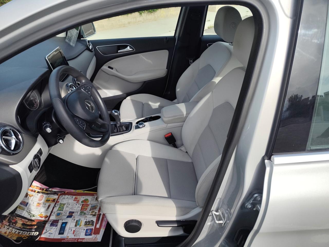 Mercedes-benz B 180 d FULL 70.000 KM