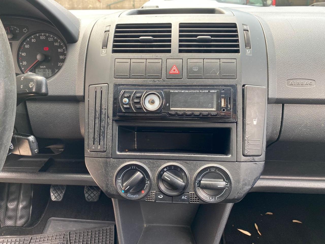 VW Polo 1.4 tdi 69cv economica full restyling 2008
