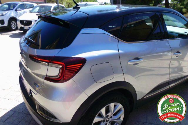 RENAULT Captur Full Hybrid E-Tech 145 CV Initiale Paris