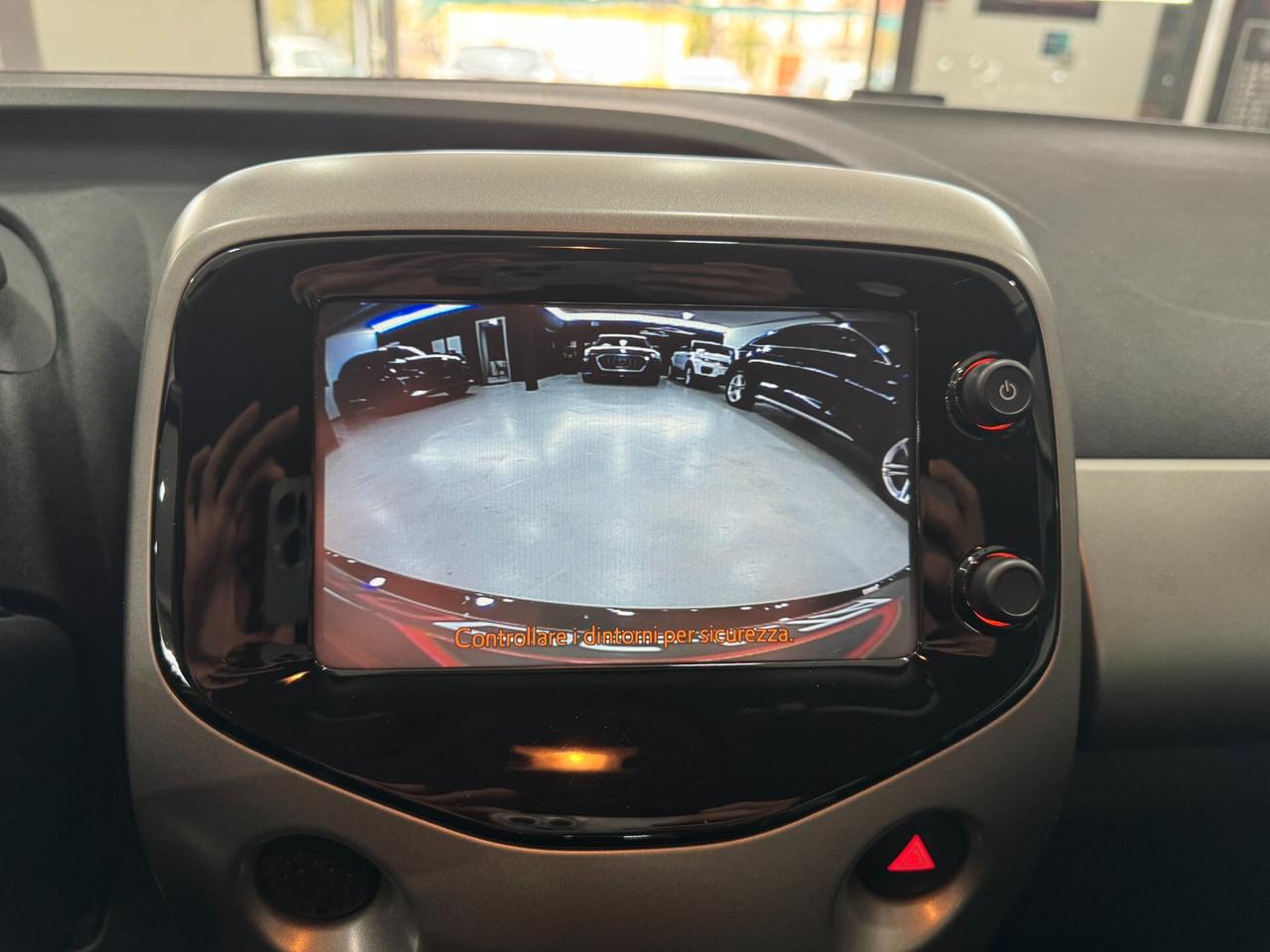 Toyota Aygo 1.0 VVT-i 69 CV 5 porte x-wave
