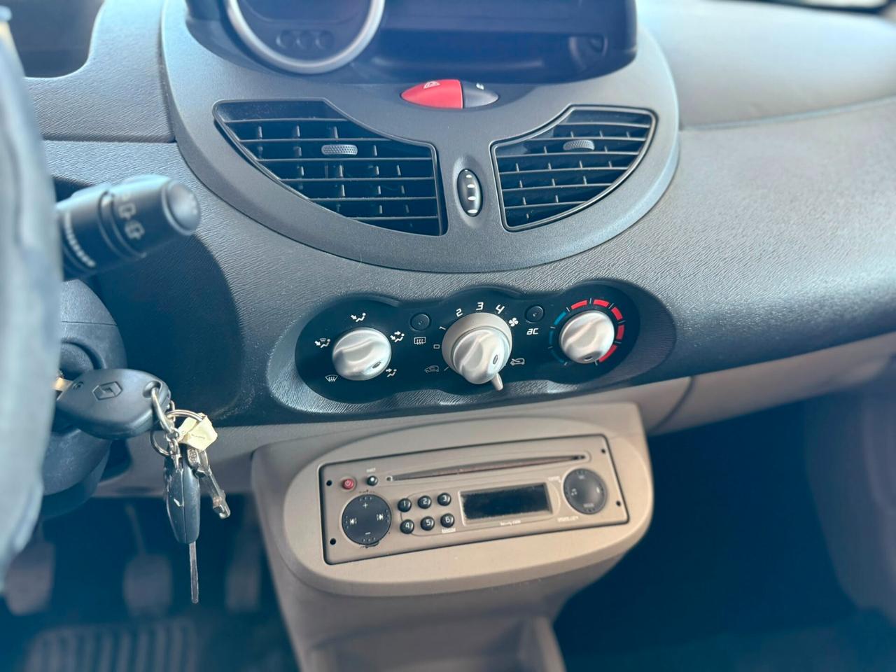 Renault Twingo 1.2B X NEOPATENTATI 2008