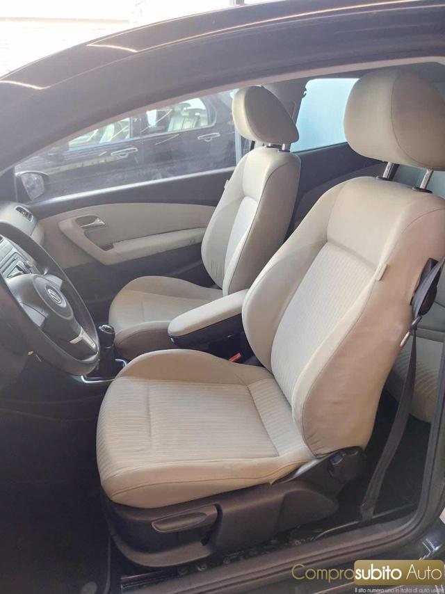 VOLKSWAGEN Polo 1.4 3 porte R-Line (Garanzia 12 Mesi)