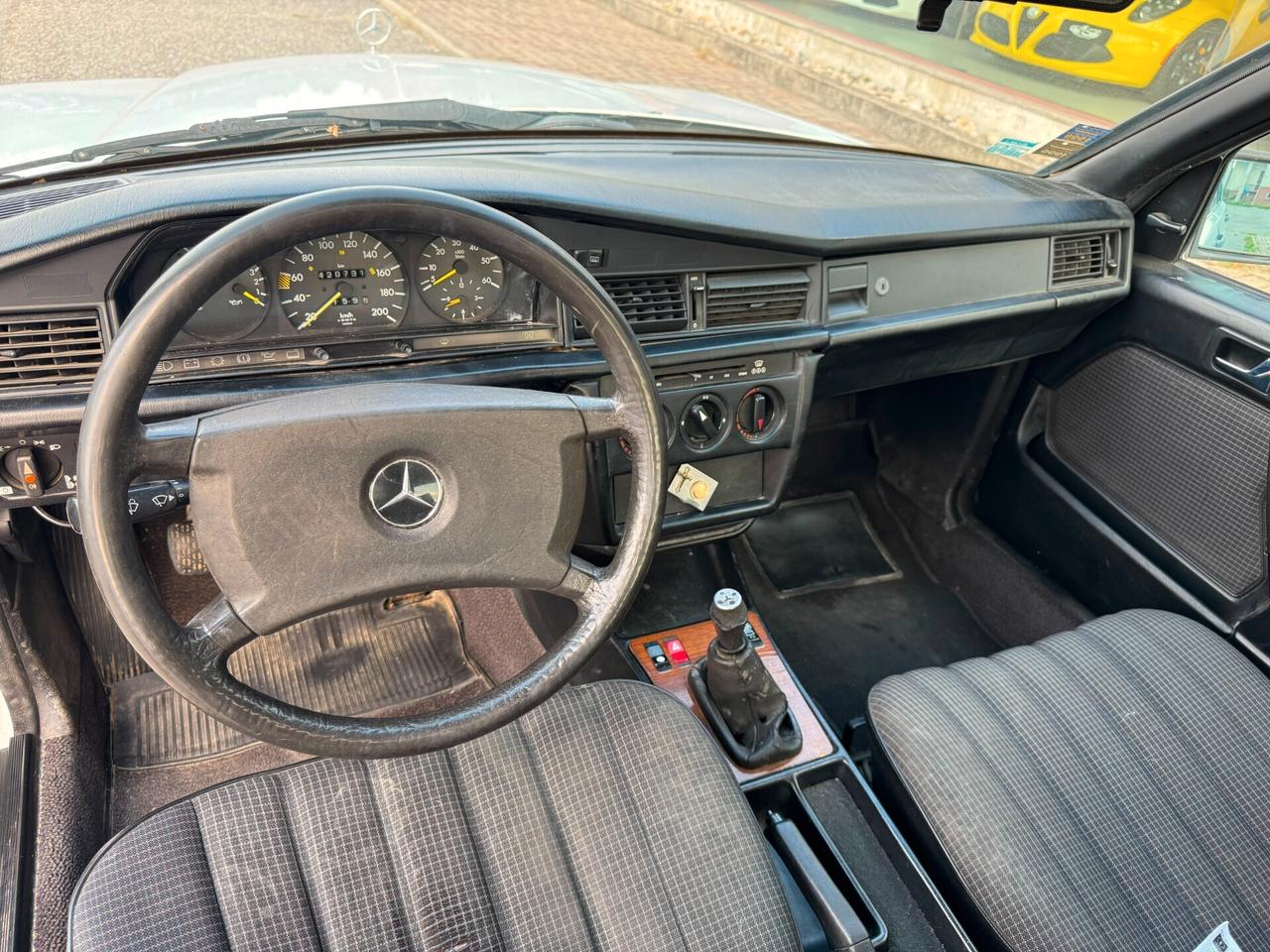 Mercedes 190D 2.5 asi
