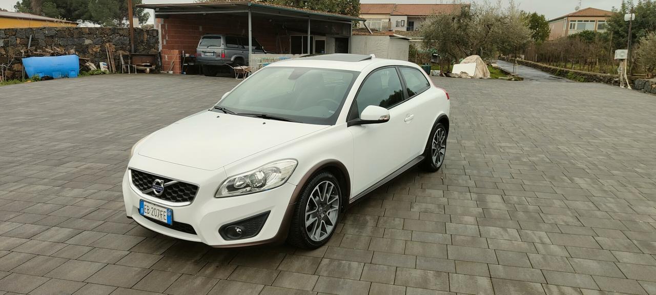 Volvo C30 D2 R-Design 1.6 diesel