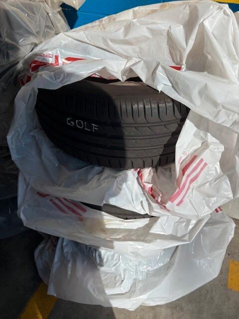 Volkswagen Golf 1.0 TSI EVO Life DSG