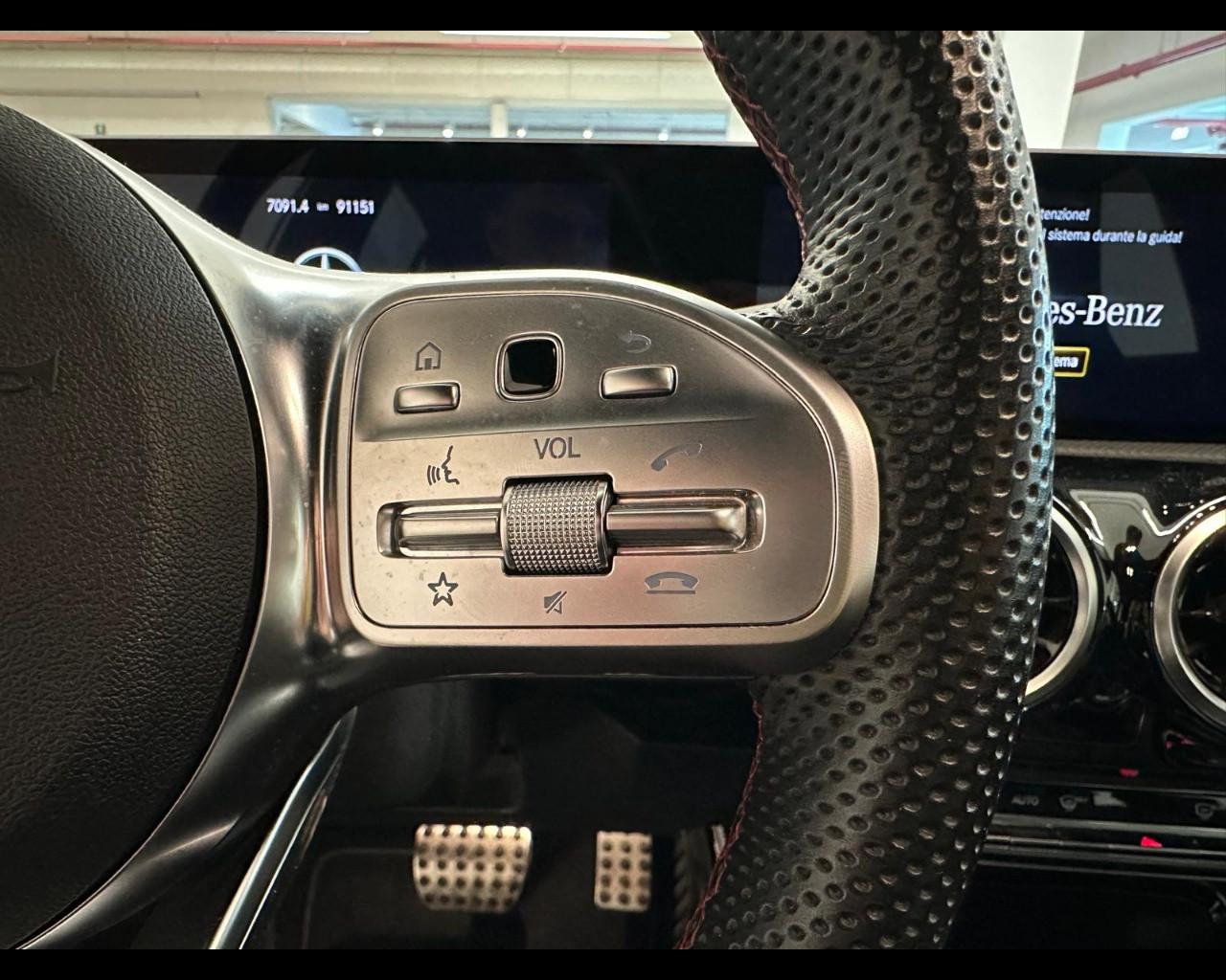 Mercedes-Benz Classe A (W177) - A 200 d Automatic Premium