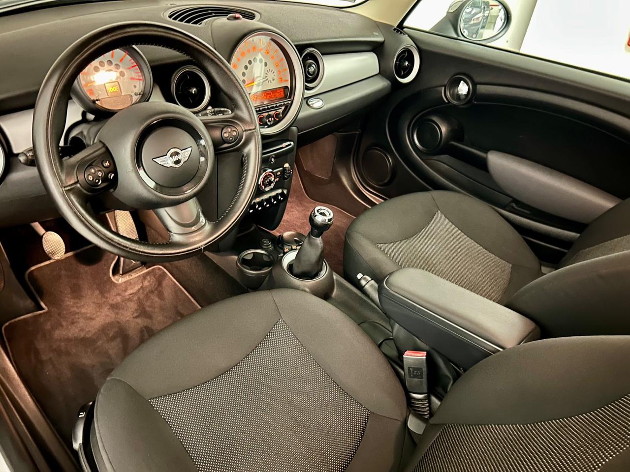 Mini Cooper Coupe 1.6 Coupé