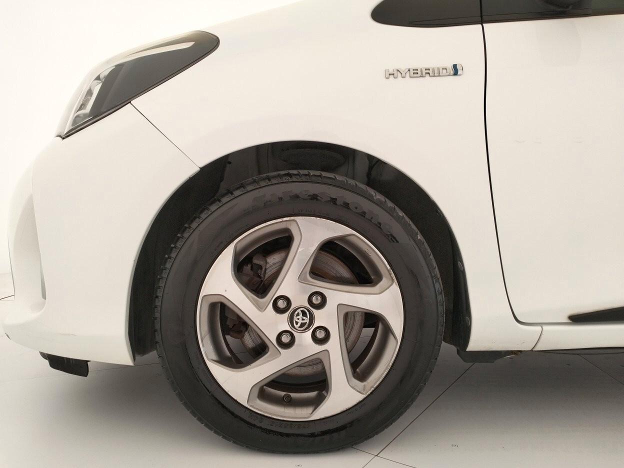 Toyota Yaris 1.5 Hybrid - NEOPATENTATI