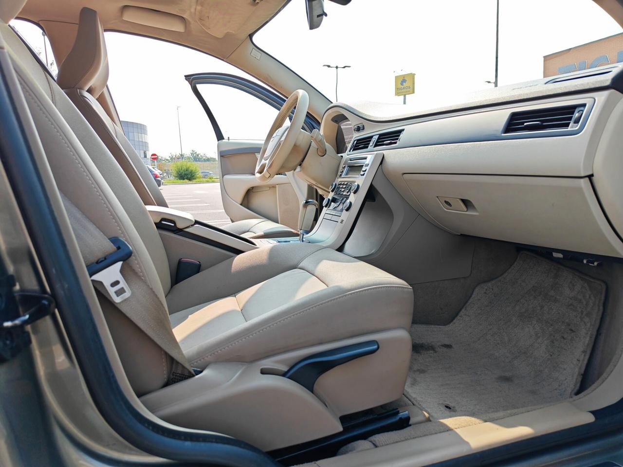 Volvo V70 2.4 DIESEL 175cv / Uniproprietario