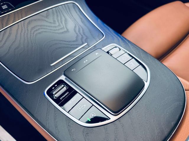 Mercedes-Benz E 300 SW d mhev (eq-boost) Premium Plus 4matic auto