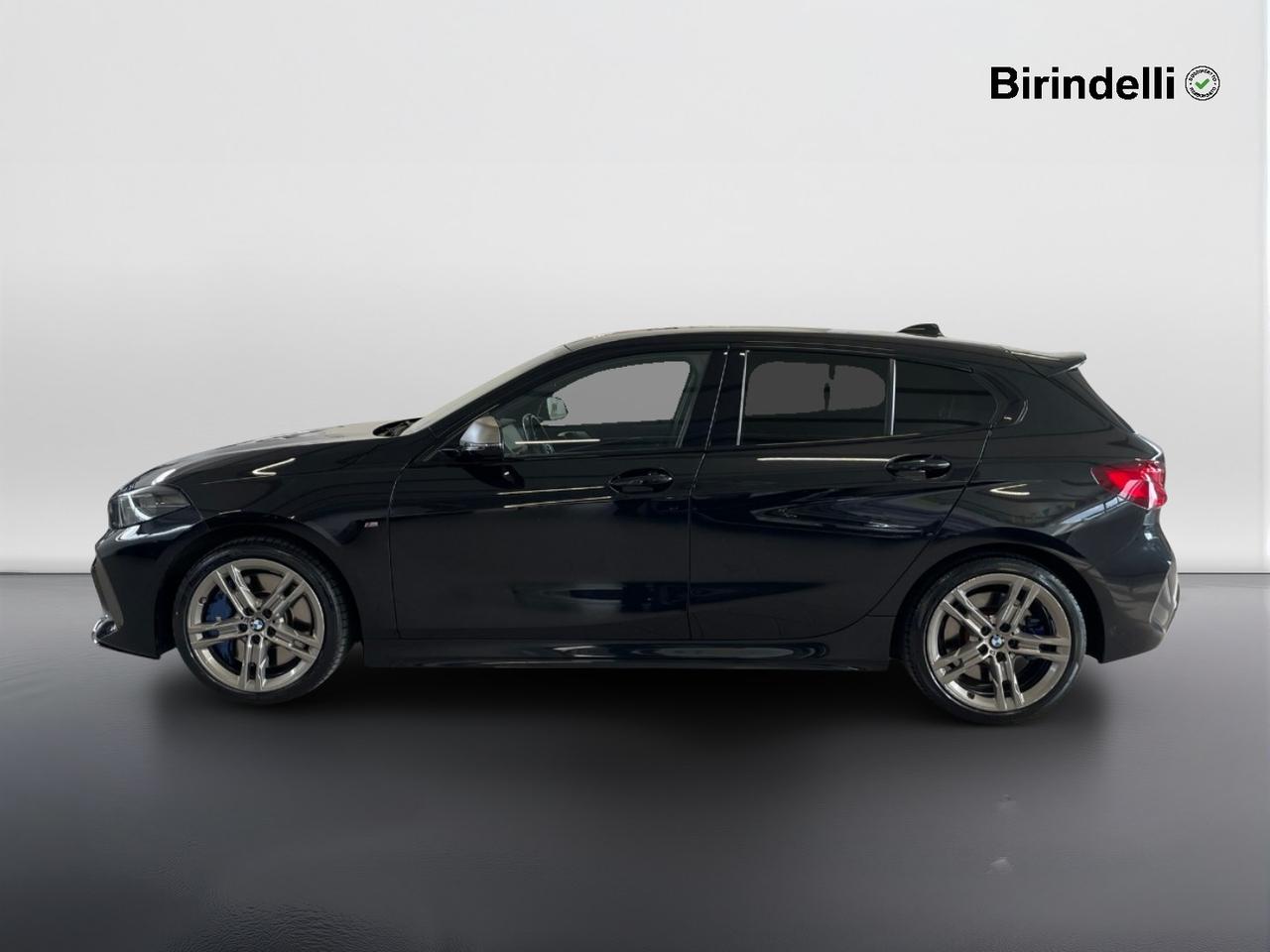 BMW Serie 1 (F40) - M 135i xDrive