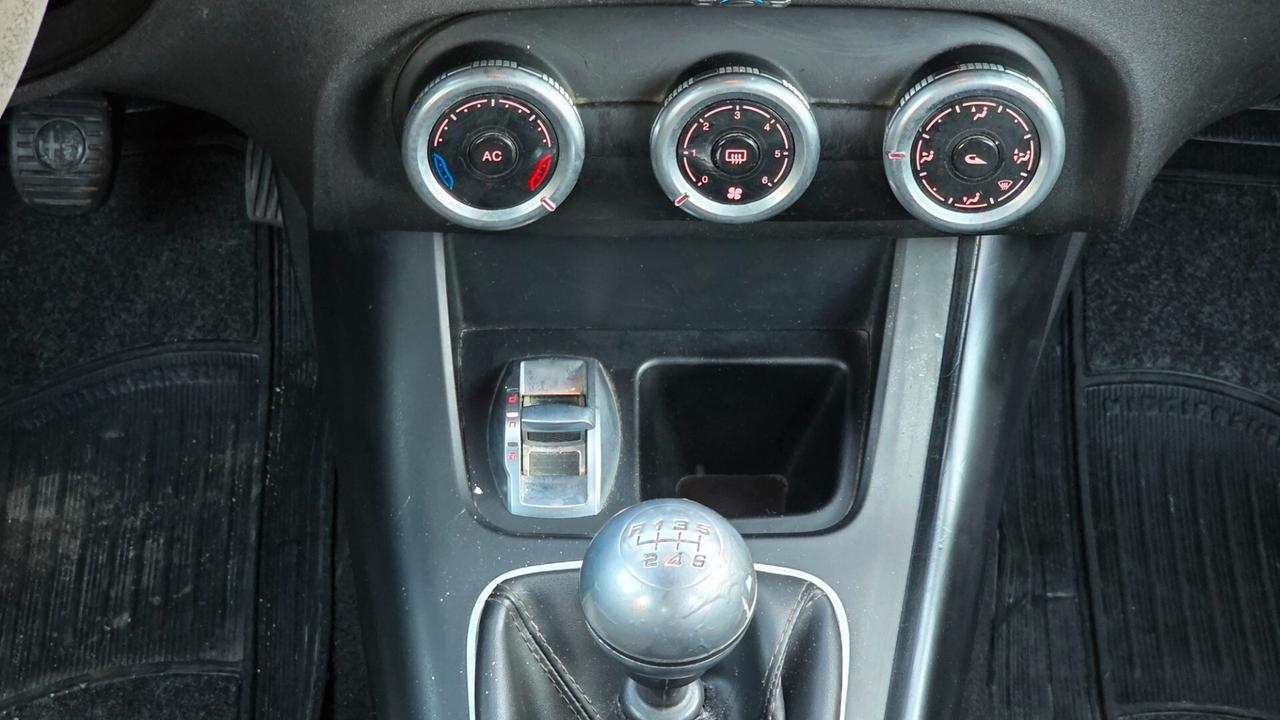 Alfa Romeo Giulietta 1.6 JTDm-2 105 CV Exclusive