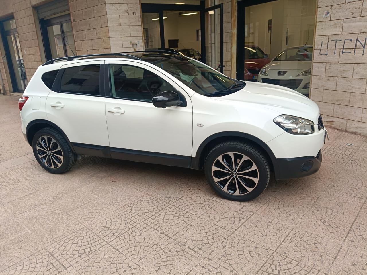 NISSAN QASHQAI 1.5 DCI -TETTO-360°-NAVY-Euro8990