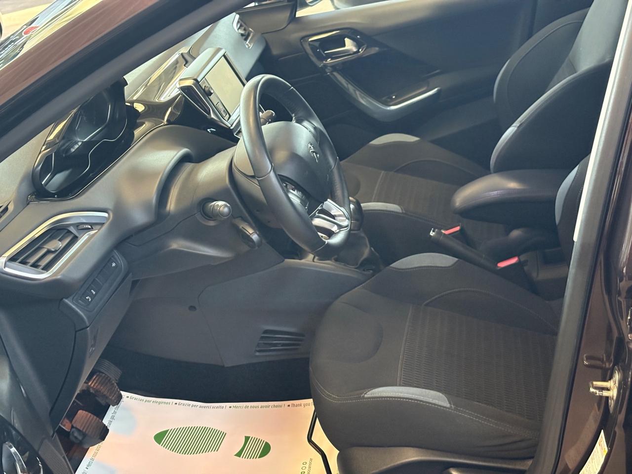 Peugeot 208 1.6 VTi 120 CV 5 porte Allure