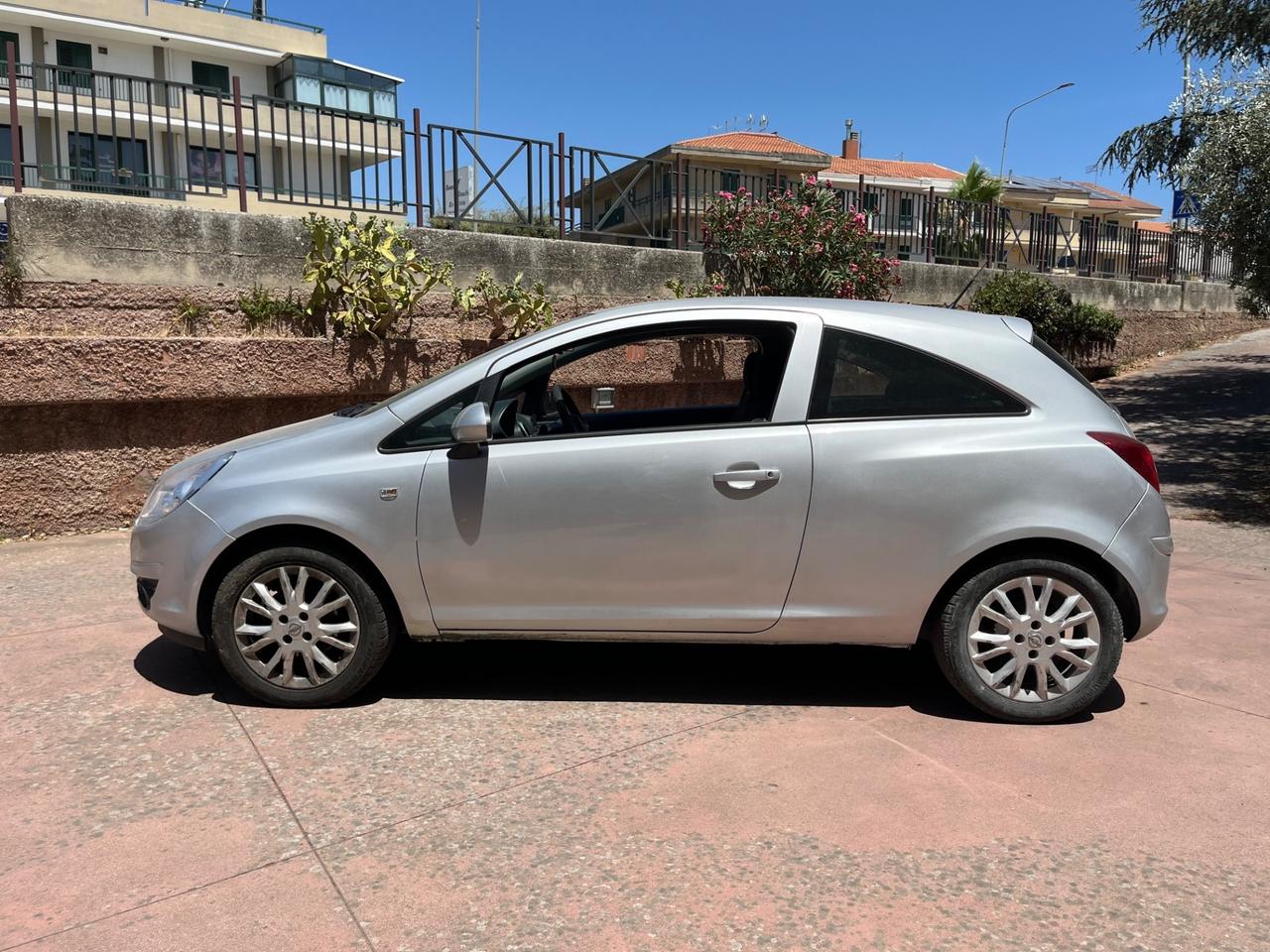 Opel Corsa 1.3 CDTI - 2009