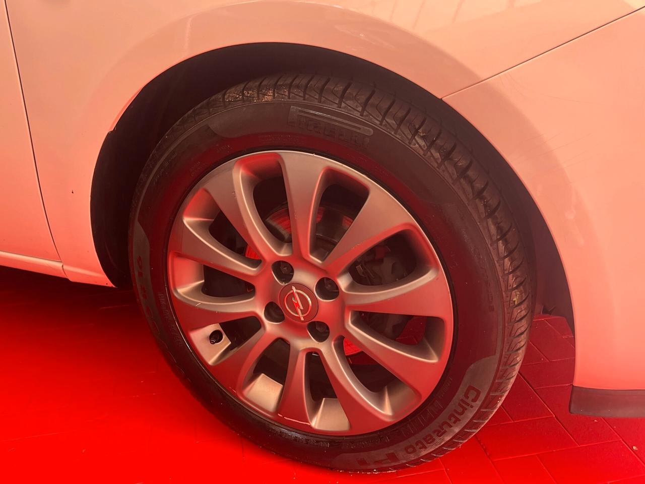 OPEL CORSA 5p 1.2 B-Color OK NEOPATENTATI