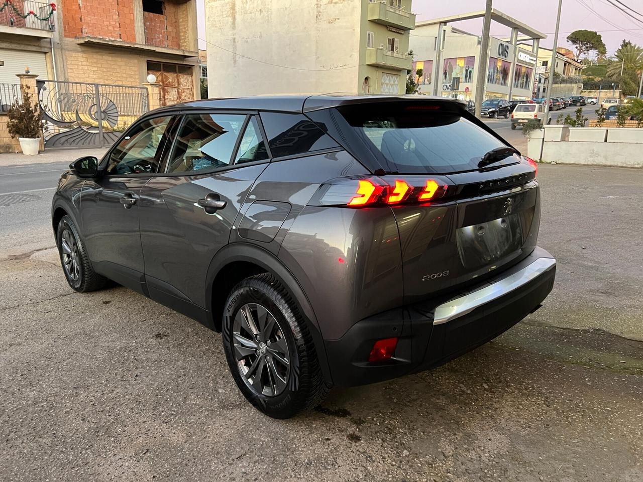 Peugeot 2008 BENZINA 100CV 3 GARANZIA ITALIANA