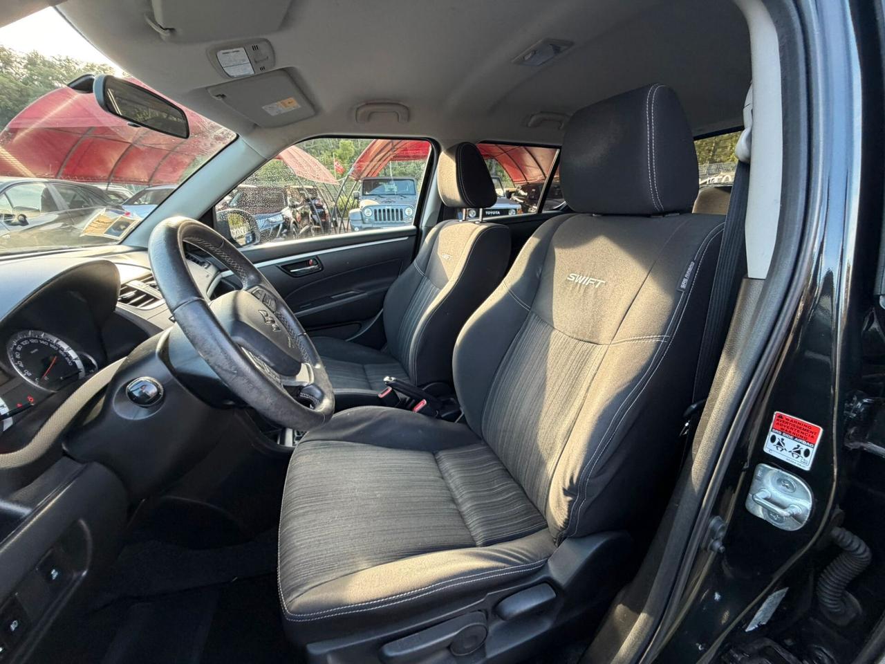 Suzuki Swift 1.3 DDiS 5 porte B-Top Bi-Color