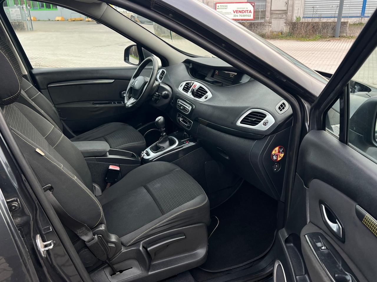 Renault Scenic Grand Scénic 1.9 dCi/130CV Serie Speciale