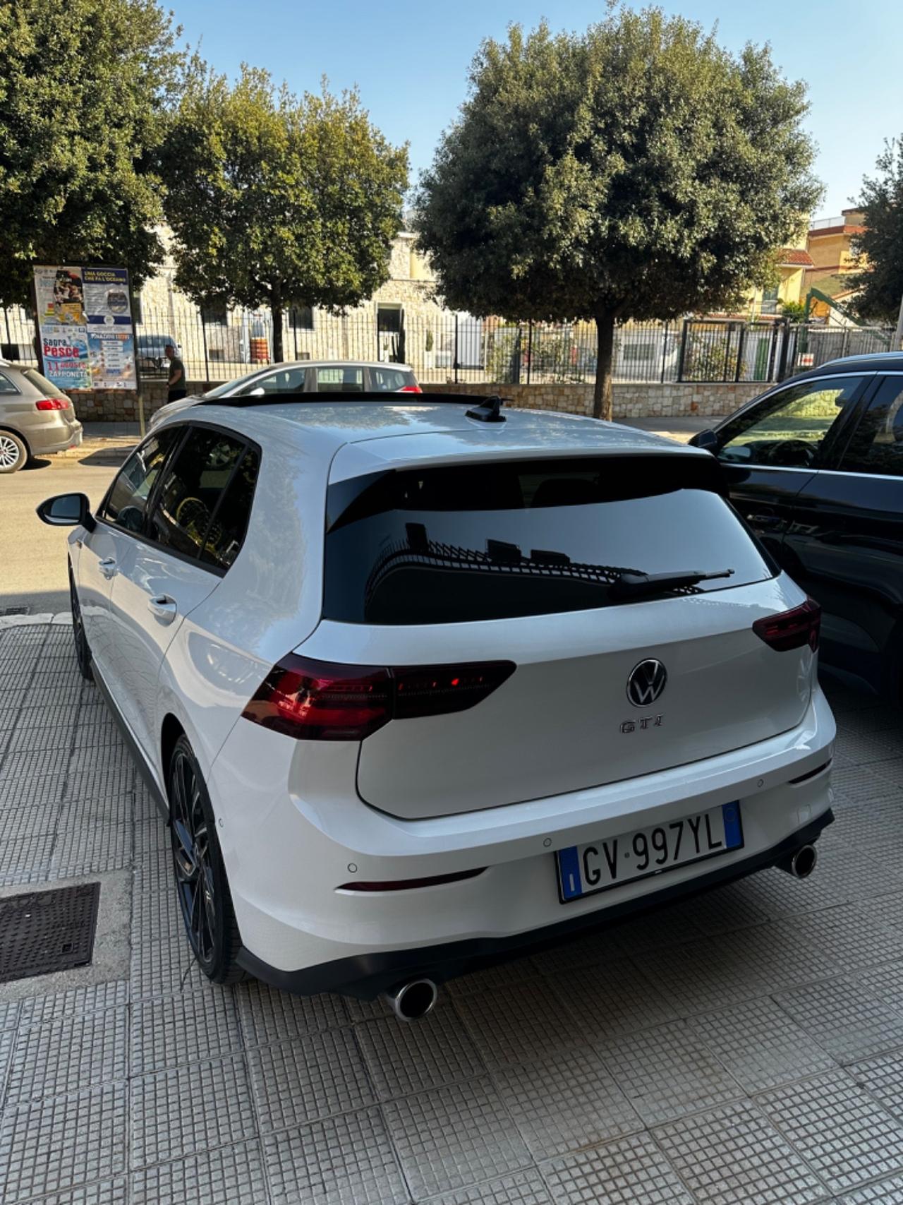 Volkswagen Golf 8 GTI Tetto apribile Navi Perfetta