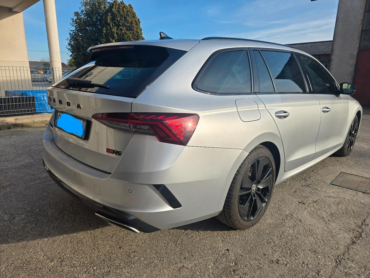 Skoda Octavia 2.0 TDI EVO SCR 200 CV DSG Wagon RS