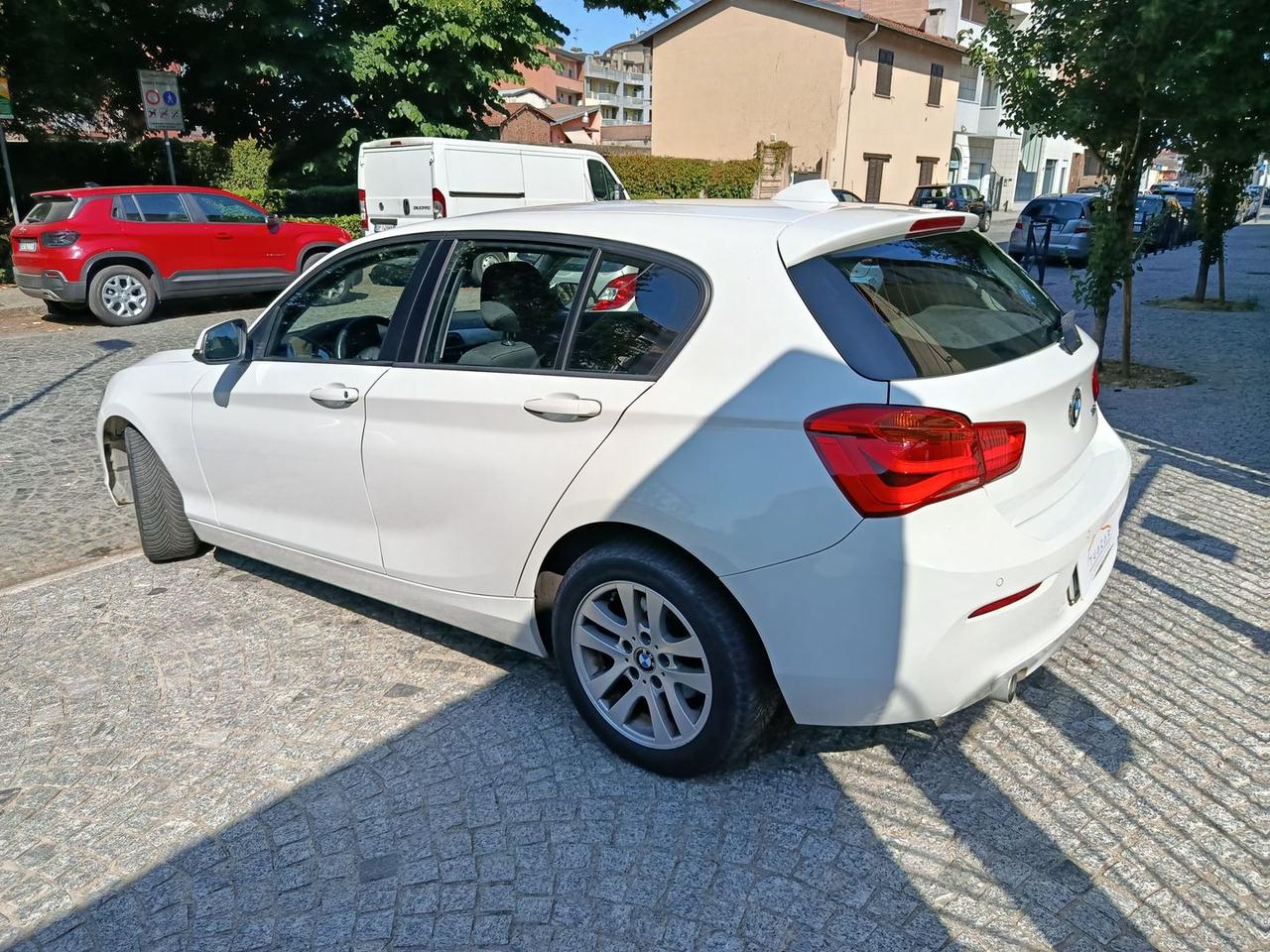 Bmw 116 d Advantage #11610