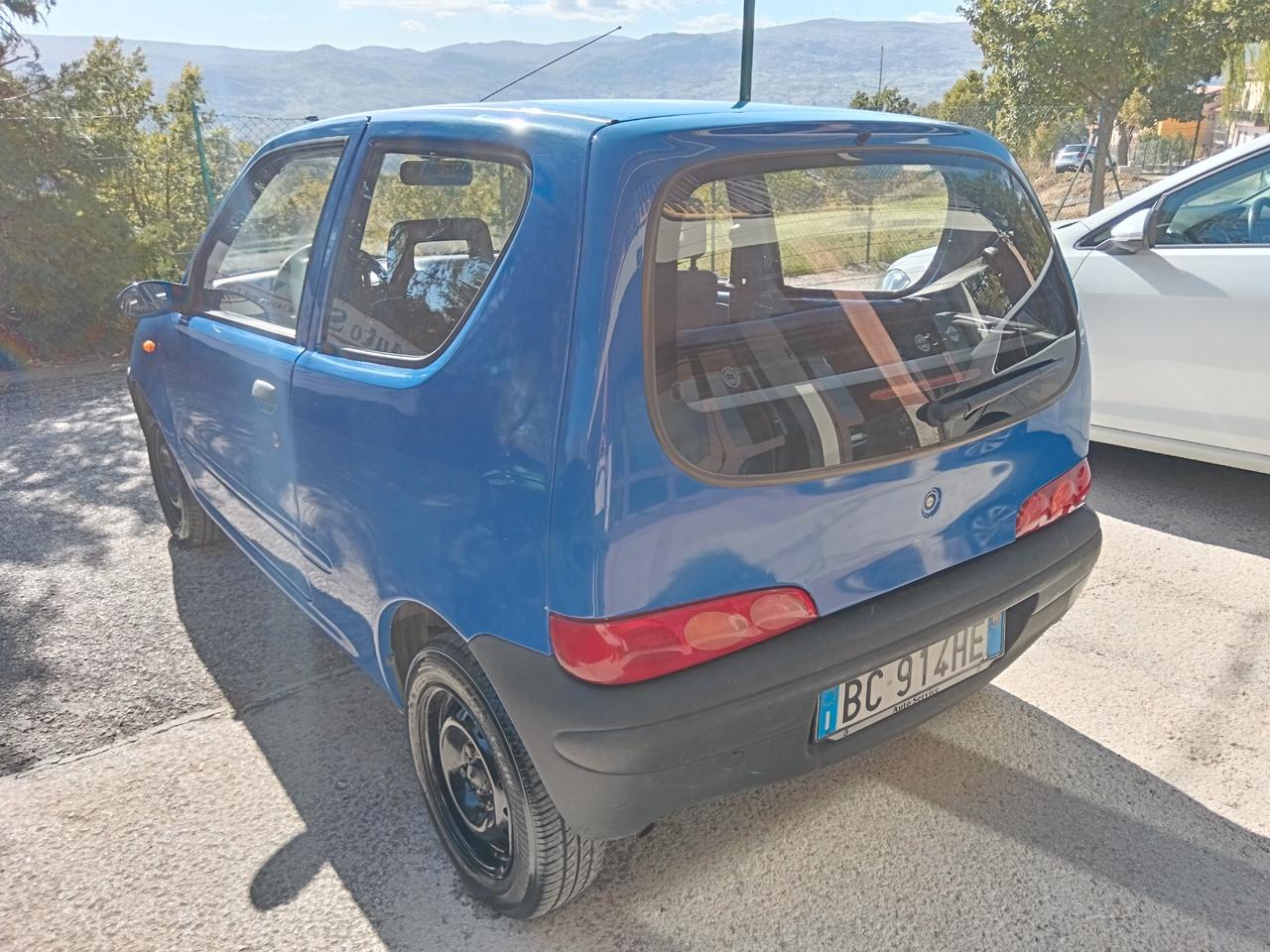 Fiat 600 0.9 I.E. 39CV