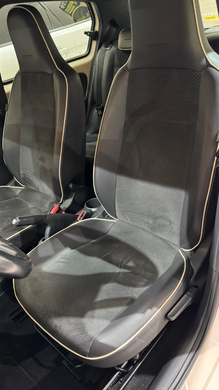 Seat Mii 1.0 68 CV 5 porte by Mango Nero Assoluto Ecofuel