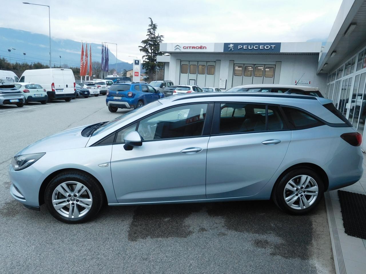 Opel Astra 1.6 CDTi 136CV aut. Sports Tourer Business Premium
