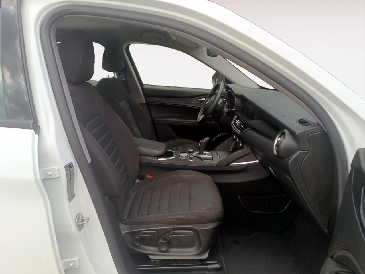 Alfa Romeo Stelvio 2.2 Turbodiesel 190 CV AT8 Q4 Business