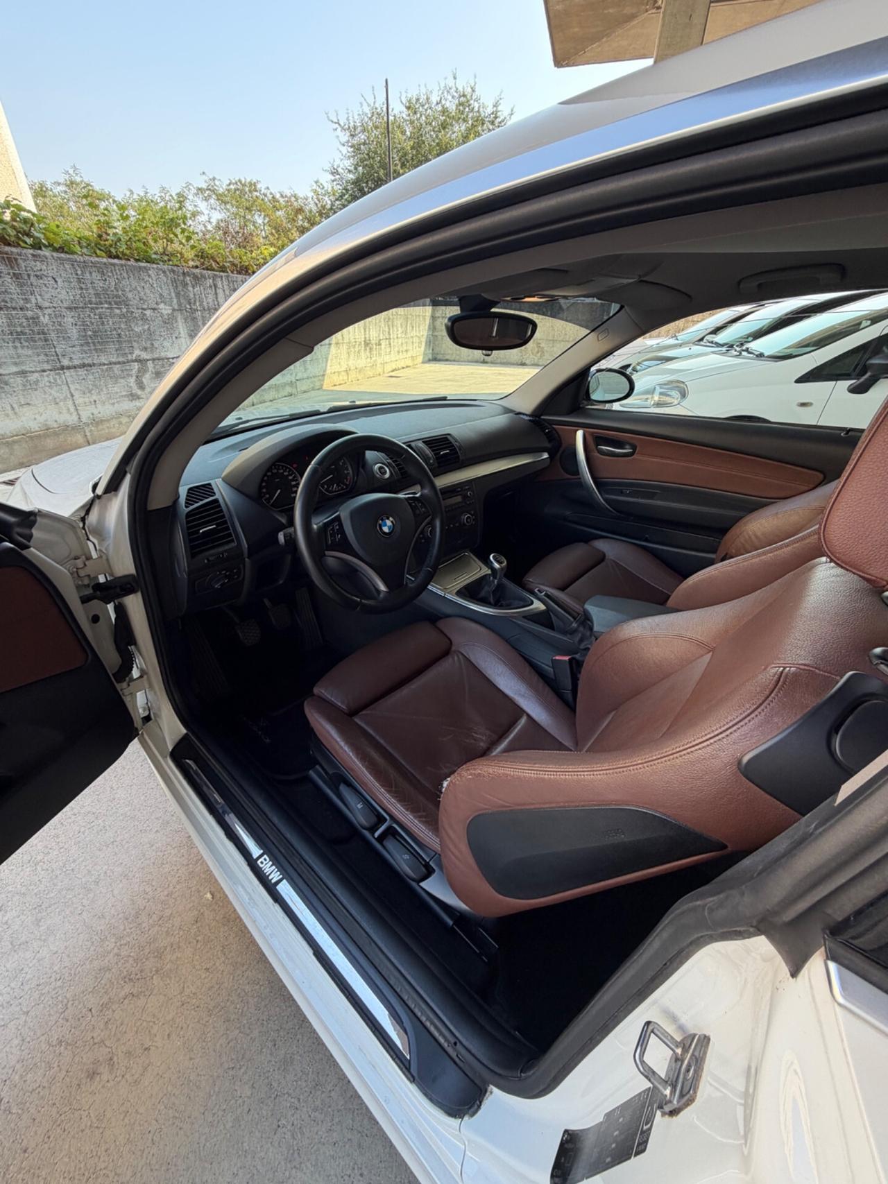Bmw 116 116i cat 5 porte Eletta