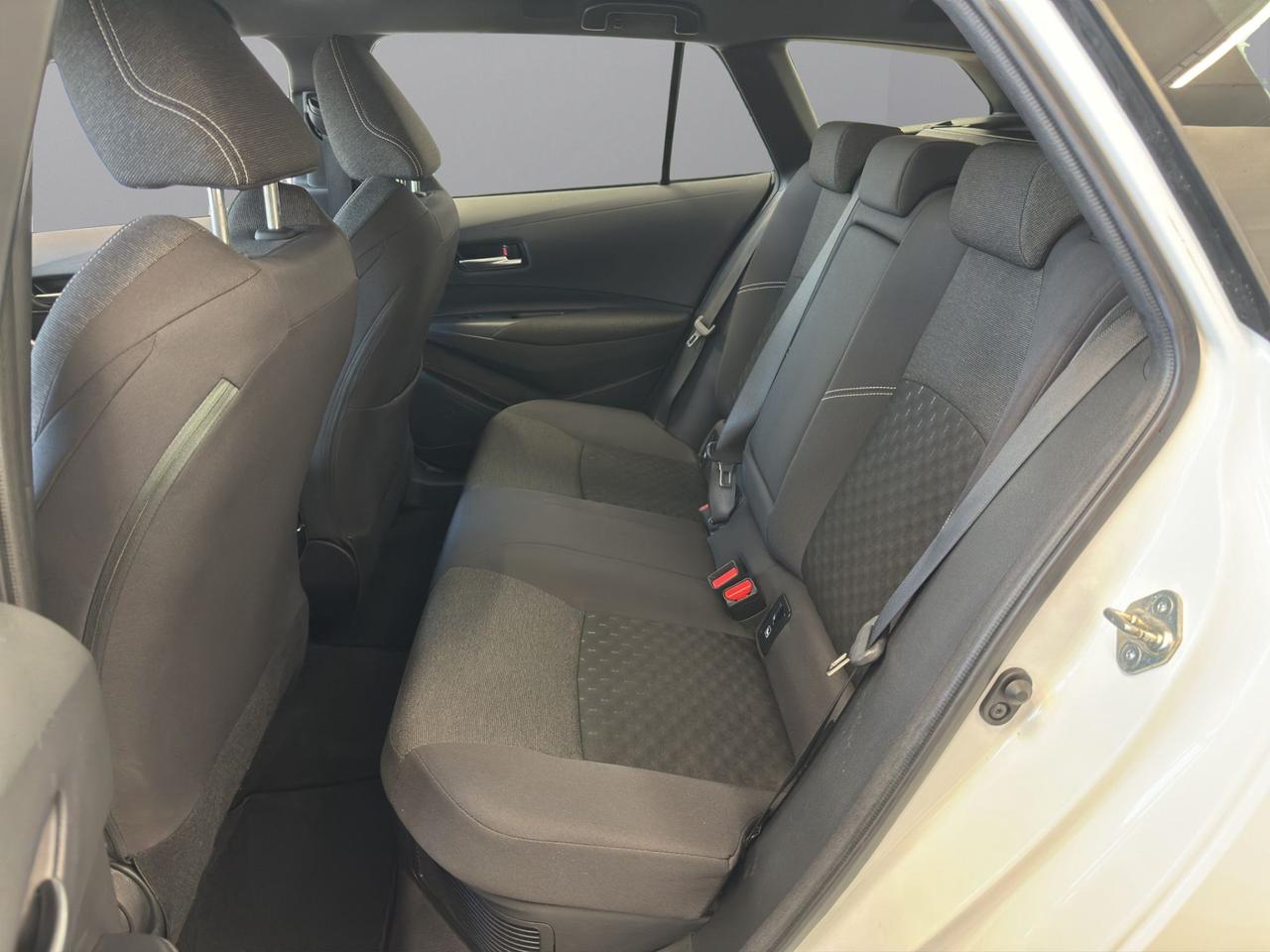 Toyota Corolla Touring Sports 1.8h Active auto