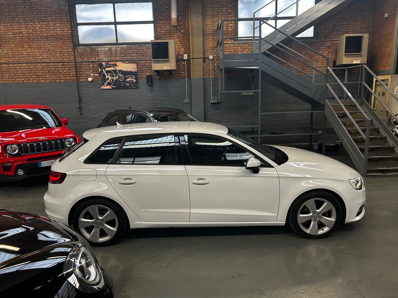 Audi A3 Cabrio 1.6 TDI clean diesel Ambition