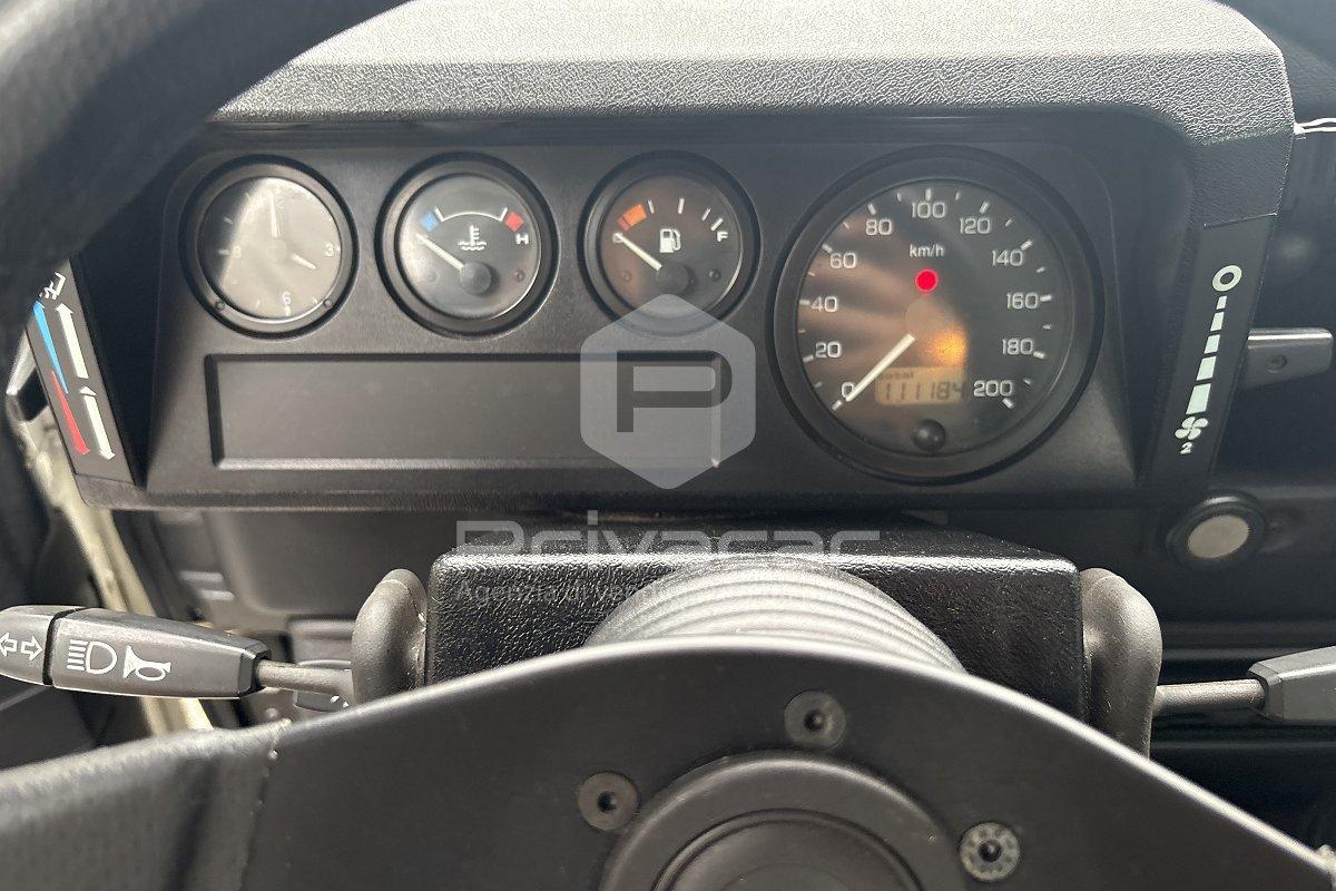 LAND ROVER Defender 90 2.5 Td5 Station Wagon S